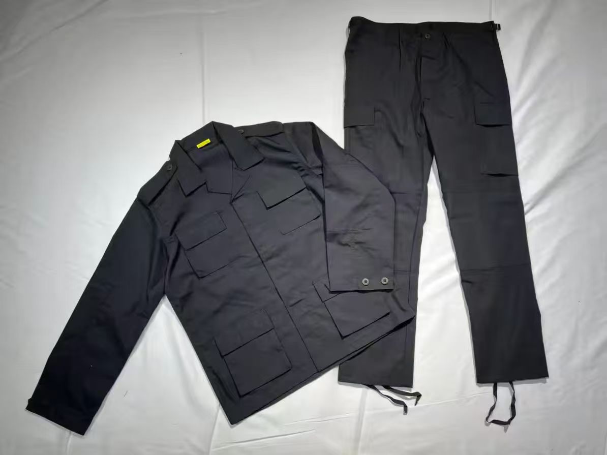 Męski dwuczęściowy zestaw BDU  – Camping Outdoor Clothing recenzja i cena